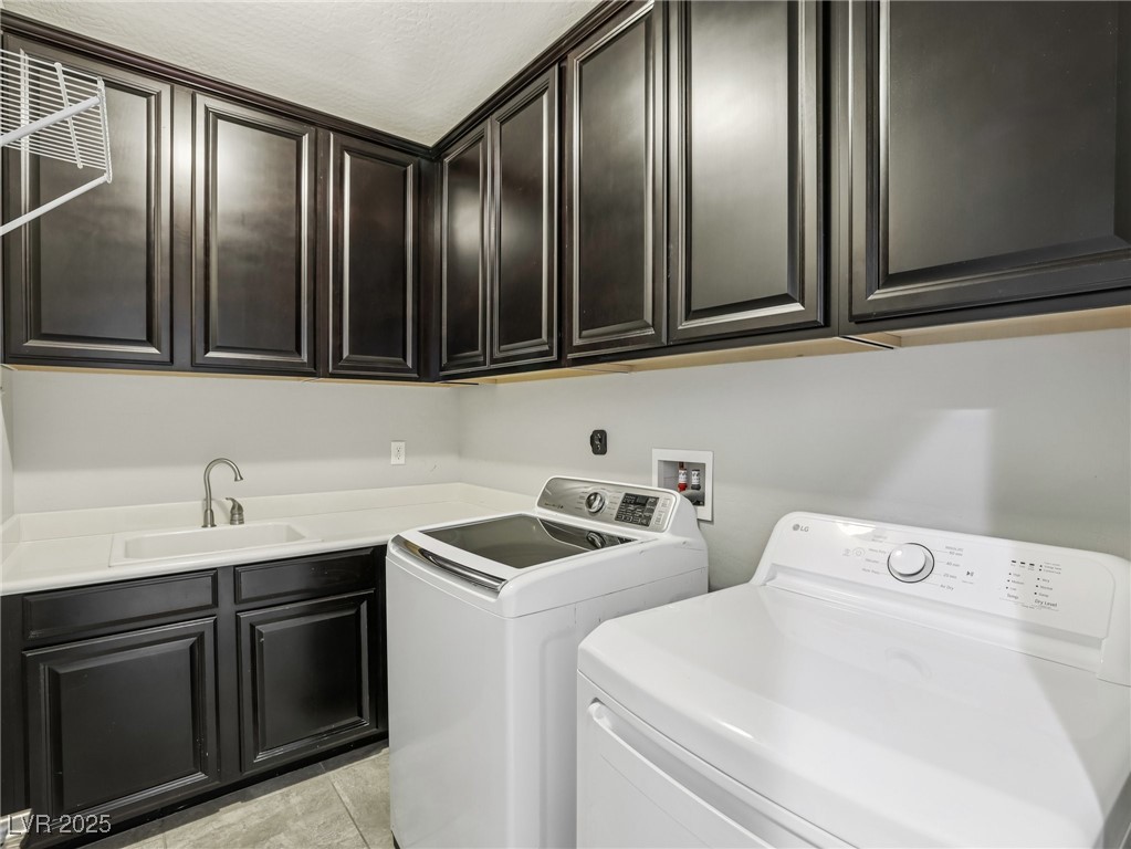 1015 Solana Crest Street Property Photo 20