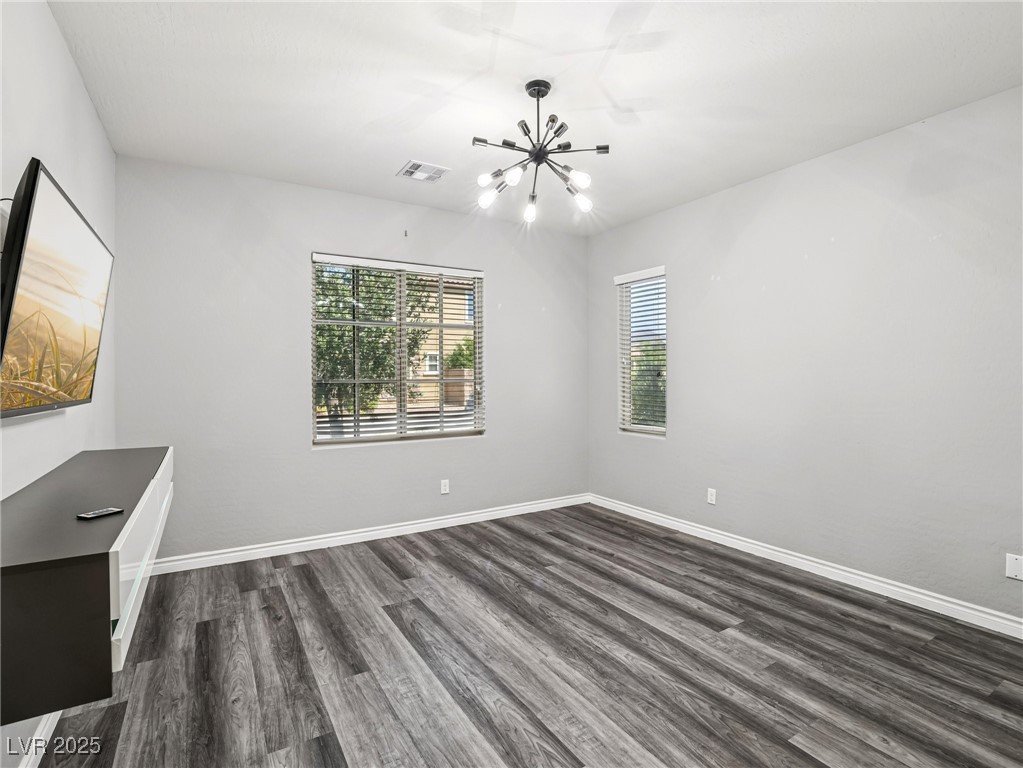 1015 Solana Crest Street Property Photo 22