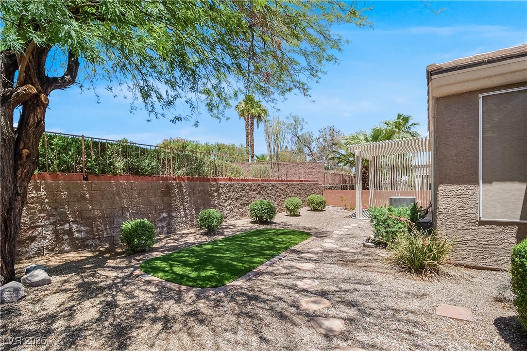 2118 High Mesa Drive Property Photo 9