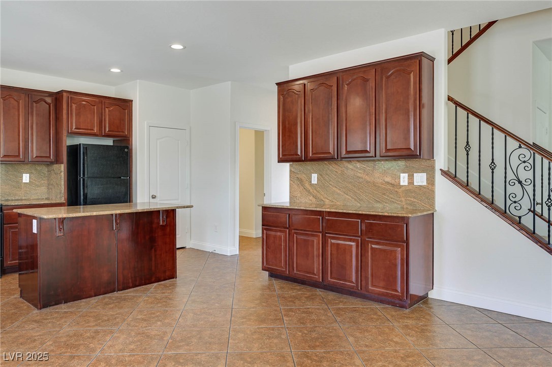 2208 Saddlebill Court Property Photo 13