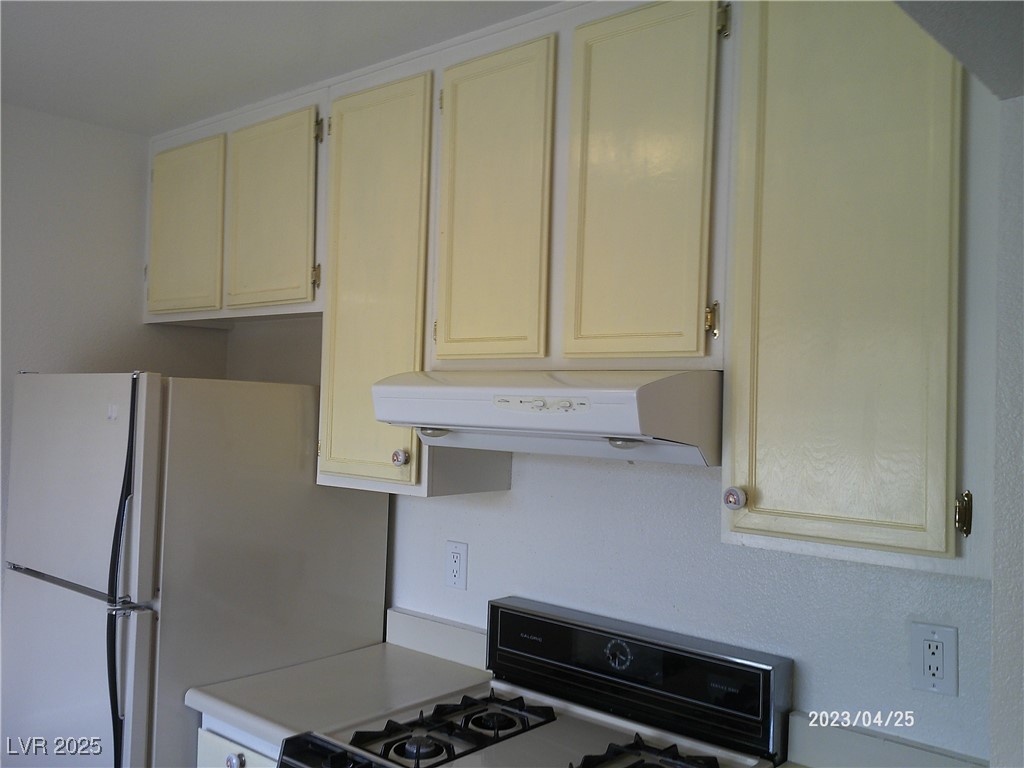 4854 Nara Vista Way 203 Property Photo 14