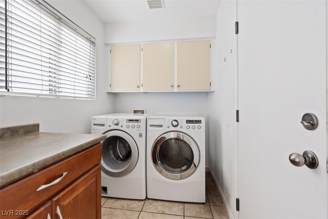 2502 Cortina Avenue Property Photo 9