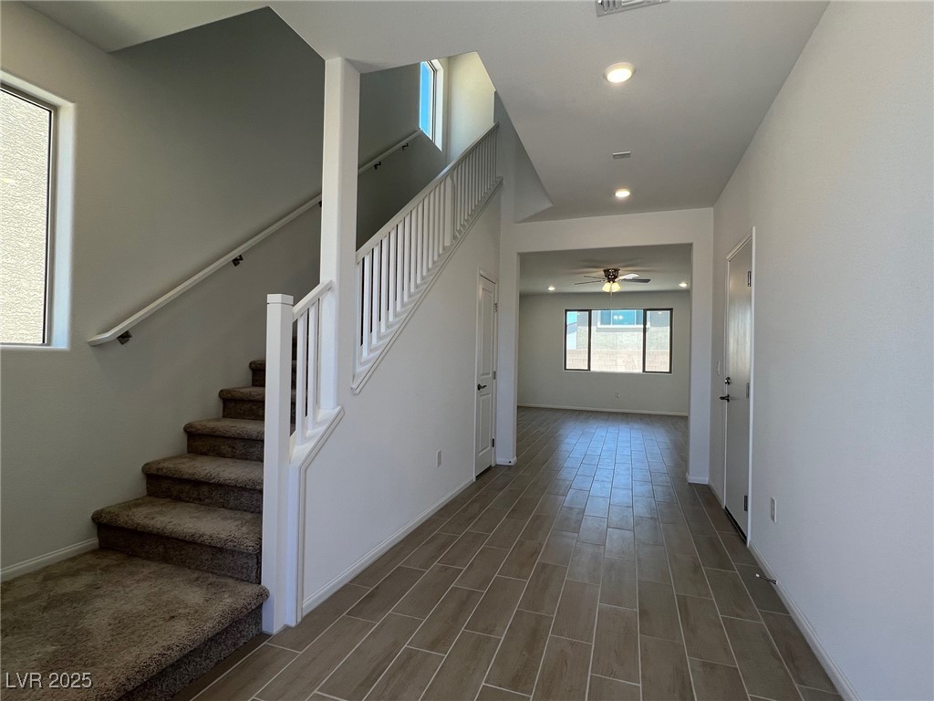 7340 Pioneer Way Property Photo 4