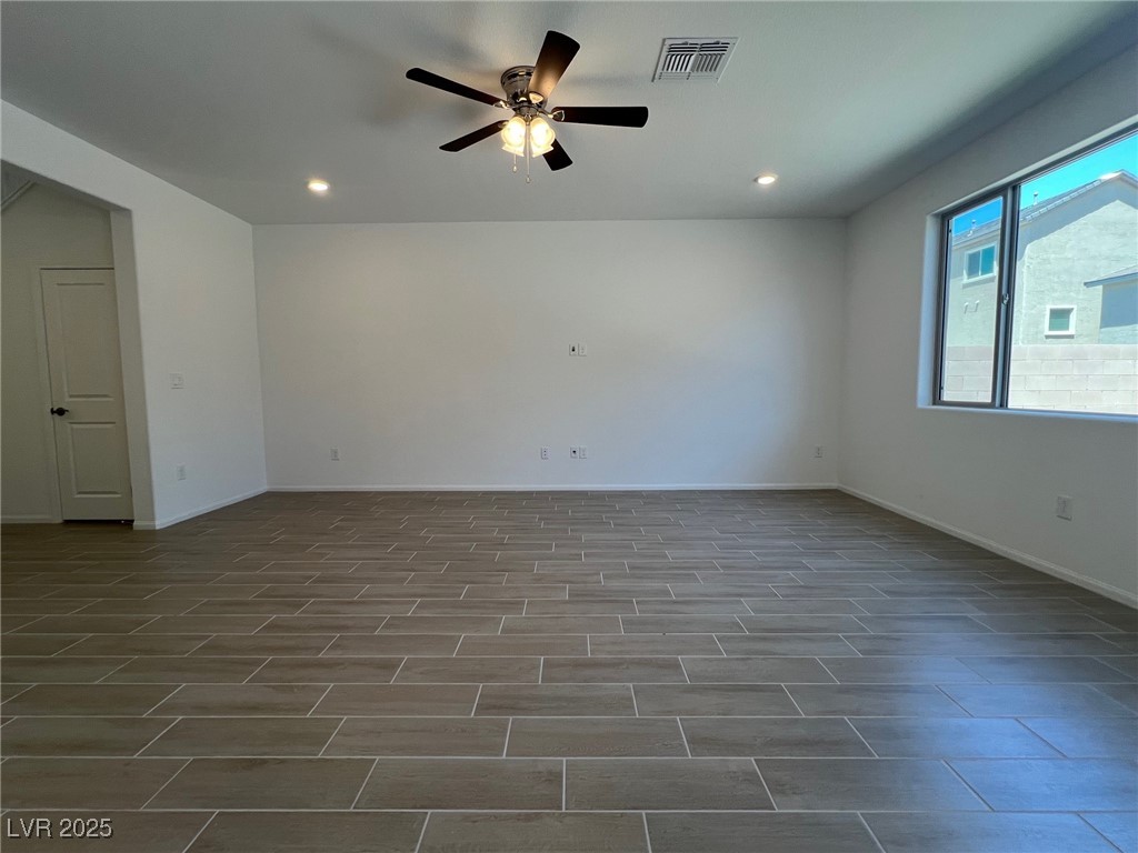 7340 Pioneer Way Property Photo 7