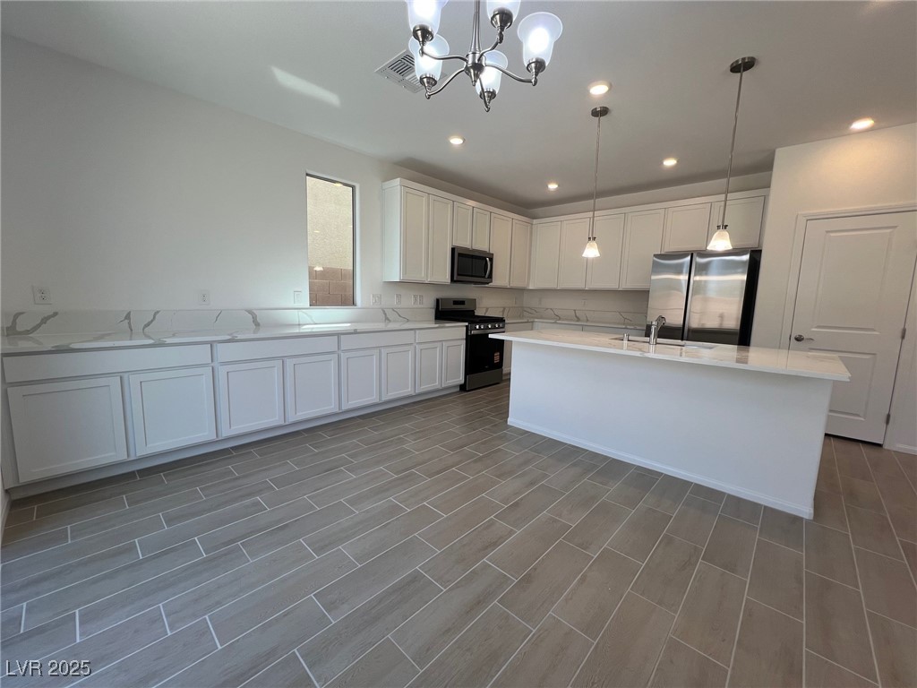 7340 Pioneer Way Property Photo 16