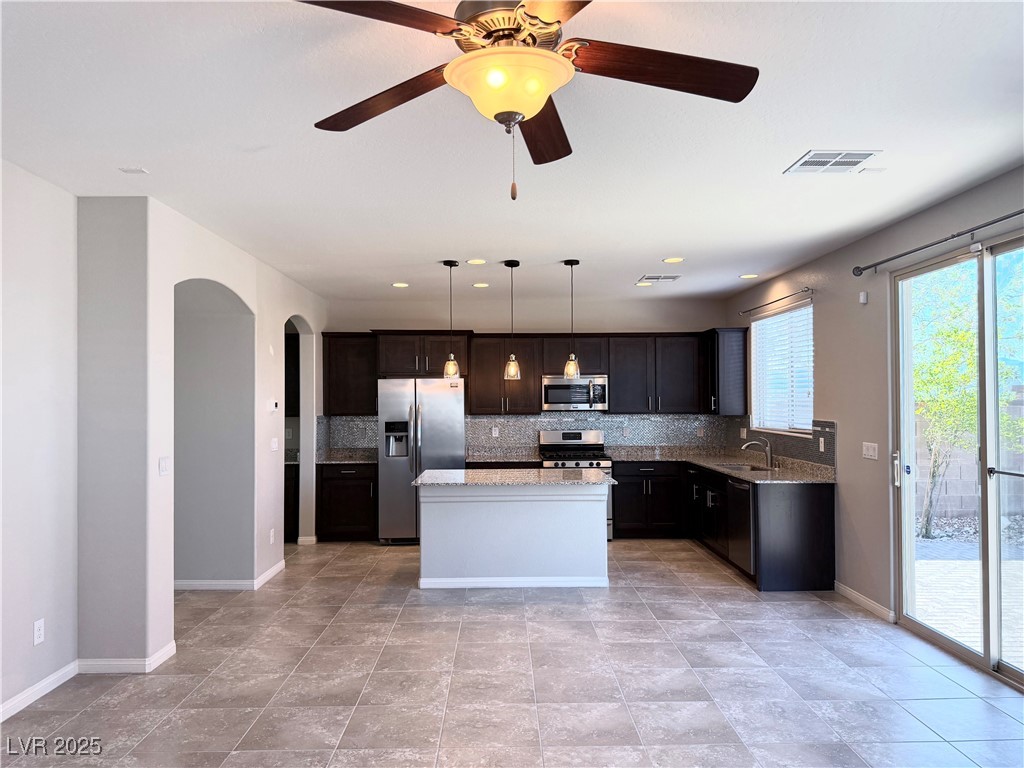 22 Kaku Ridge Way Property Photo 9