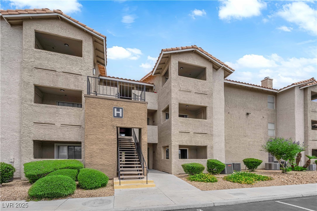 4200 South Valley View Boulevard 2026 Property Photo 1