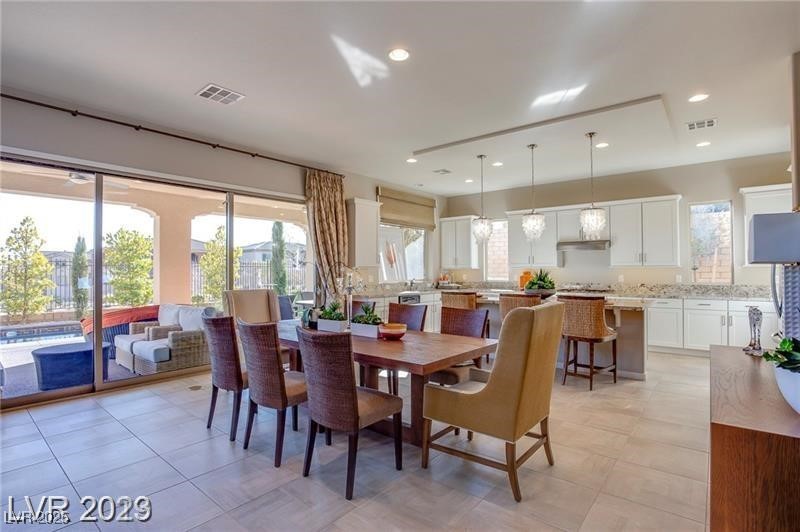 248 Tarragona Breeze Property Photo 13