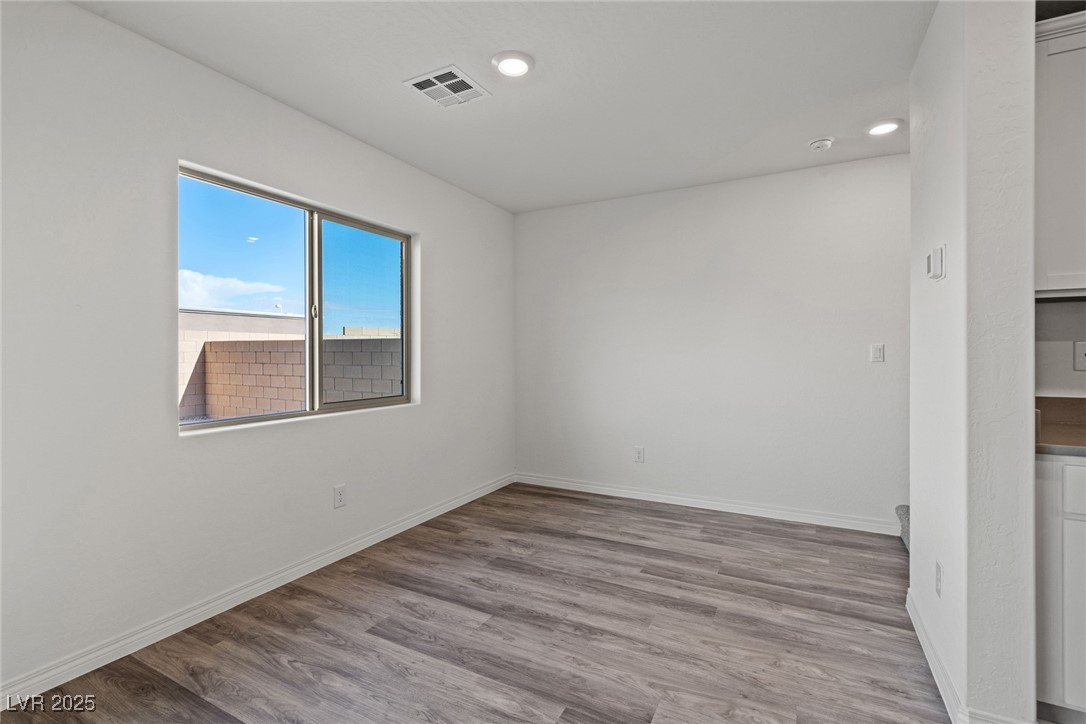 4219 Gold Desert Street Property Photo 4