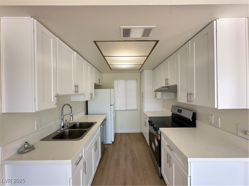 4230 Gannet Circle 216 Property Photo 4
