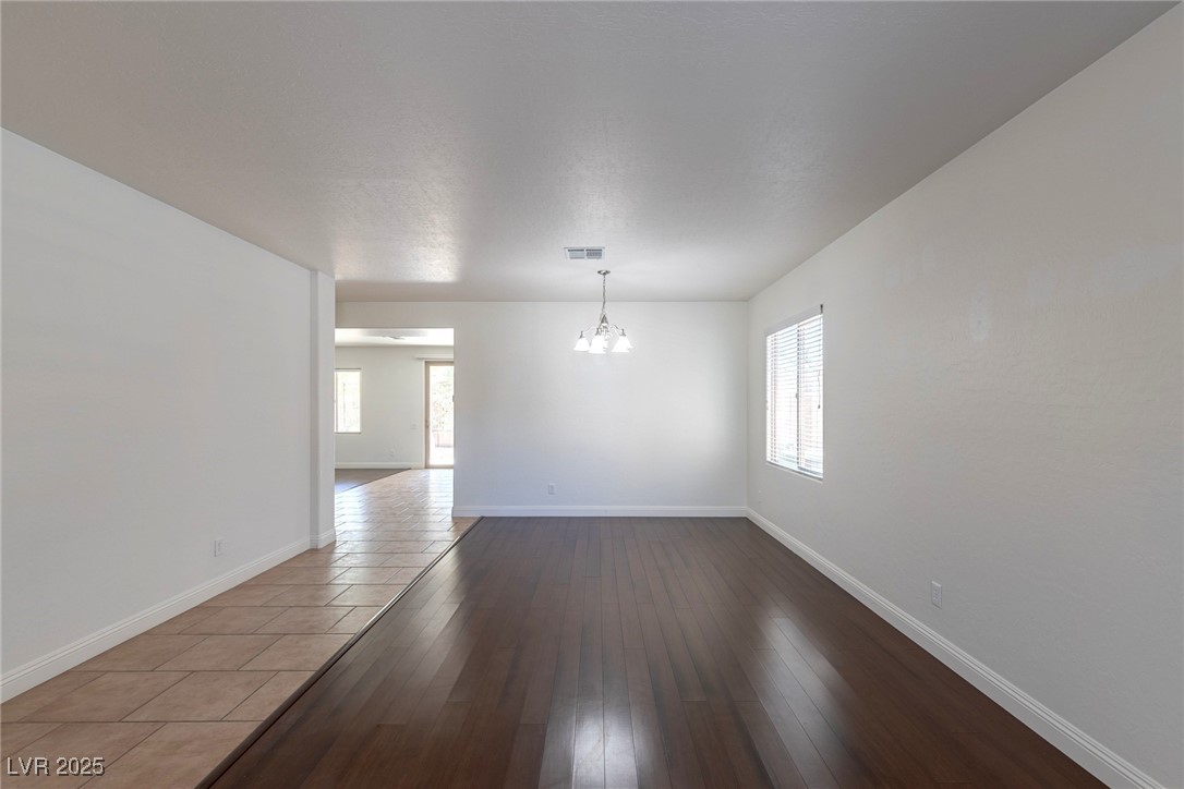 2553 Chateau Clermont Street Property Photo 11