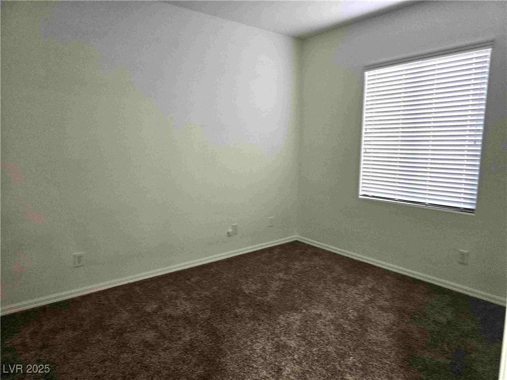 2553 Chateau Clermont Street Property Photo 14