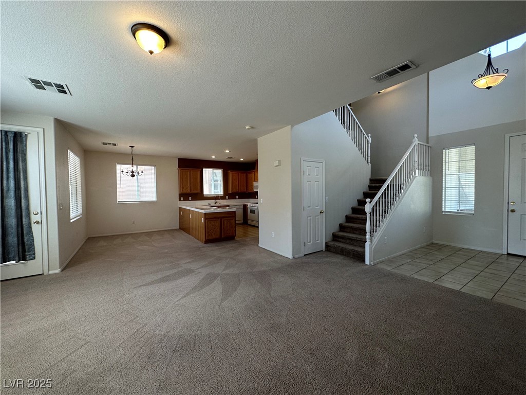 6712 Canyon Maple Street Property Photo 6