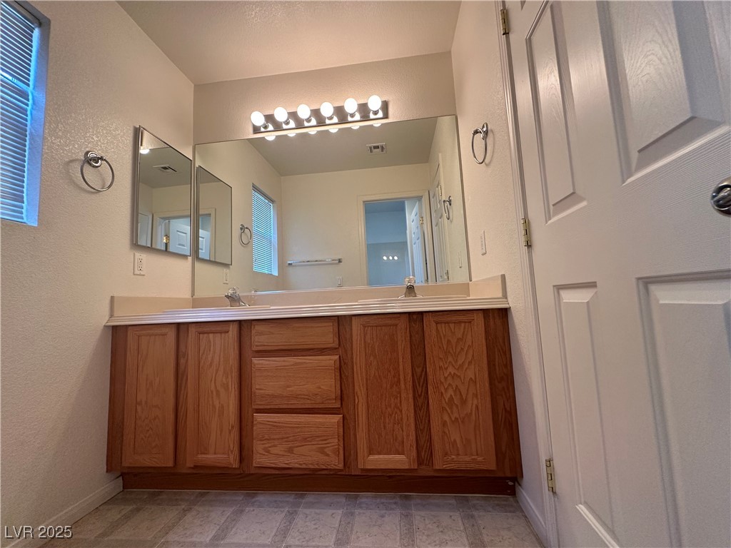 6712 Canyon Maple Street Property Photo 34