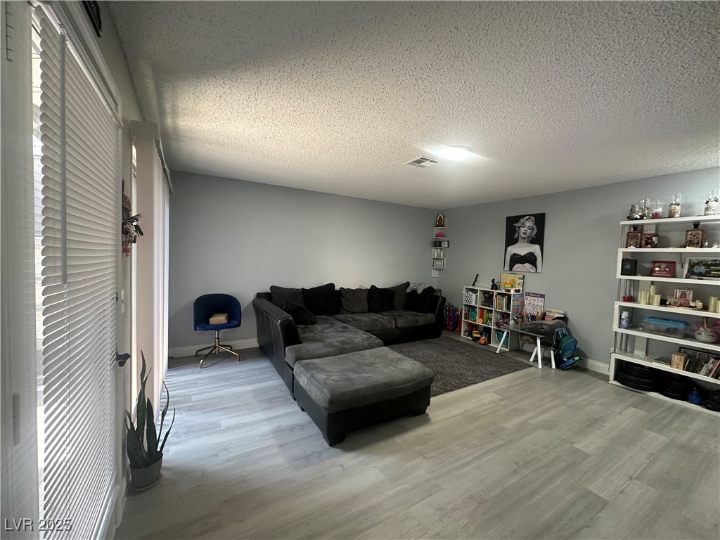 215 North Lamb Boulevard C Property Photo 5