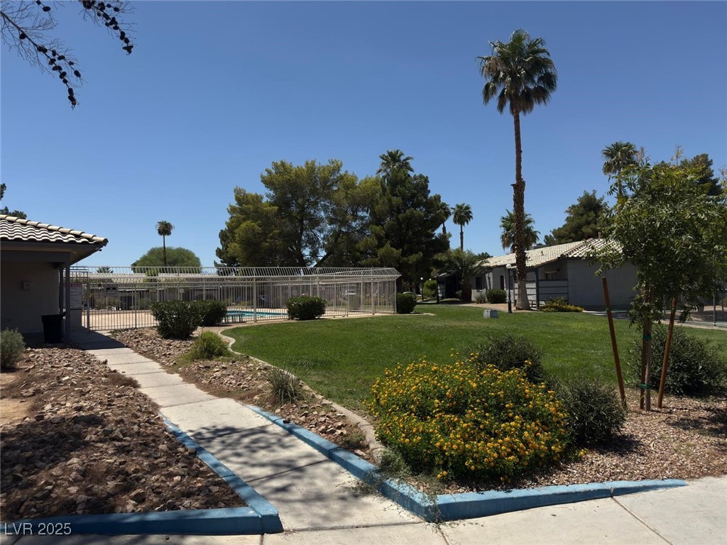 215 North Lamb Boulevard C Property Photo 24