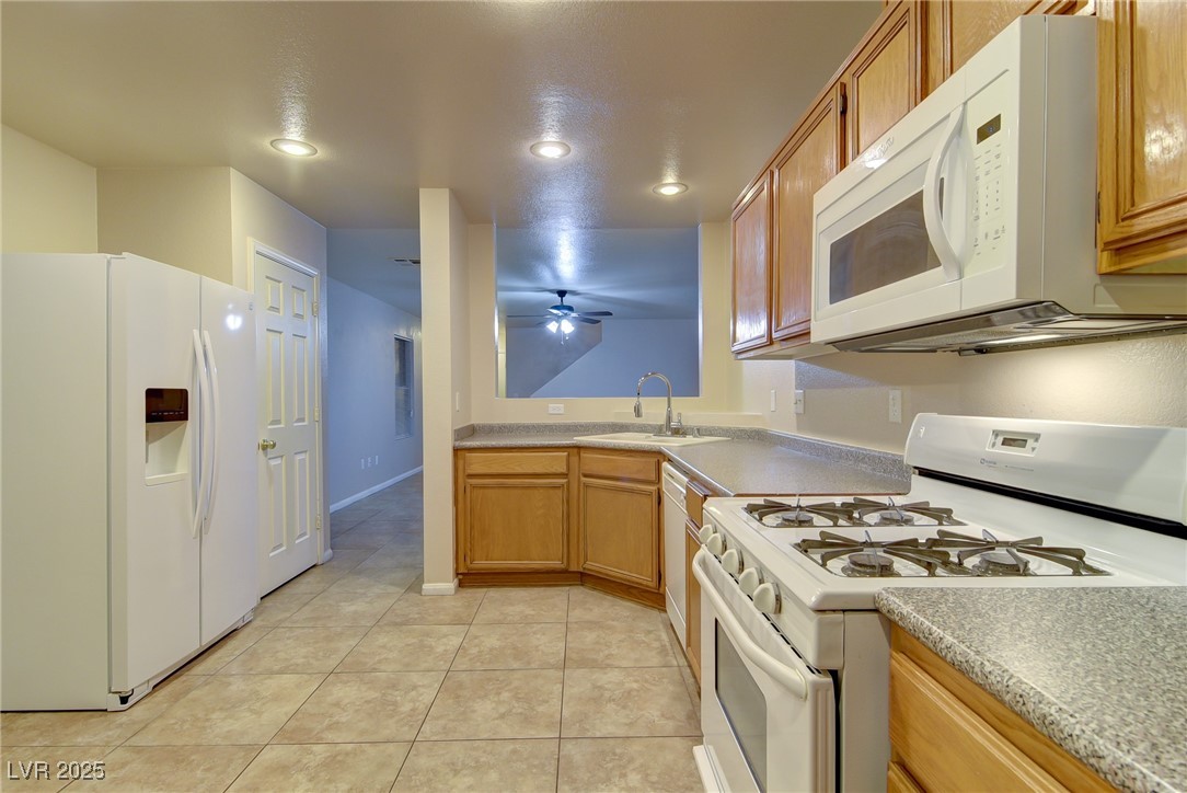 11181 Alora Street Property Photo 5