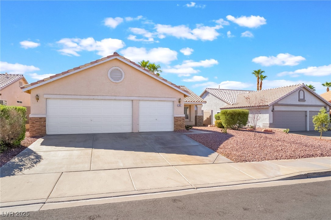 247 Ventana Village Lane Property Photo 2