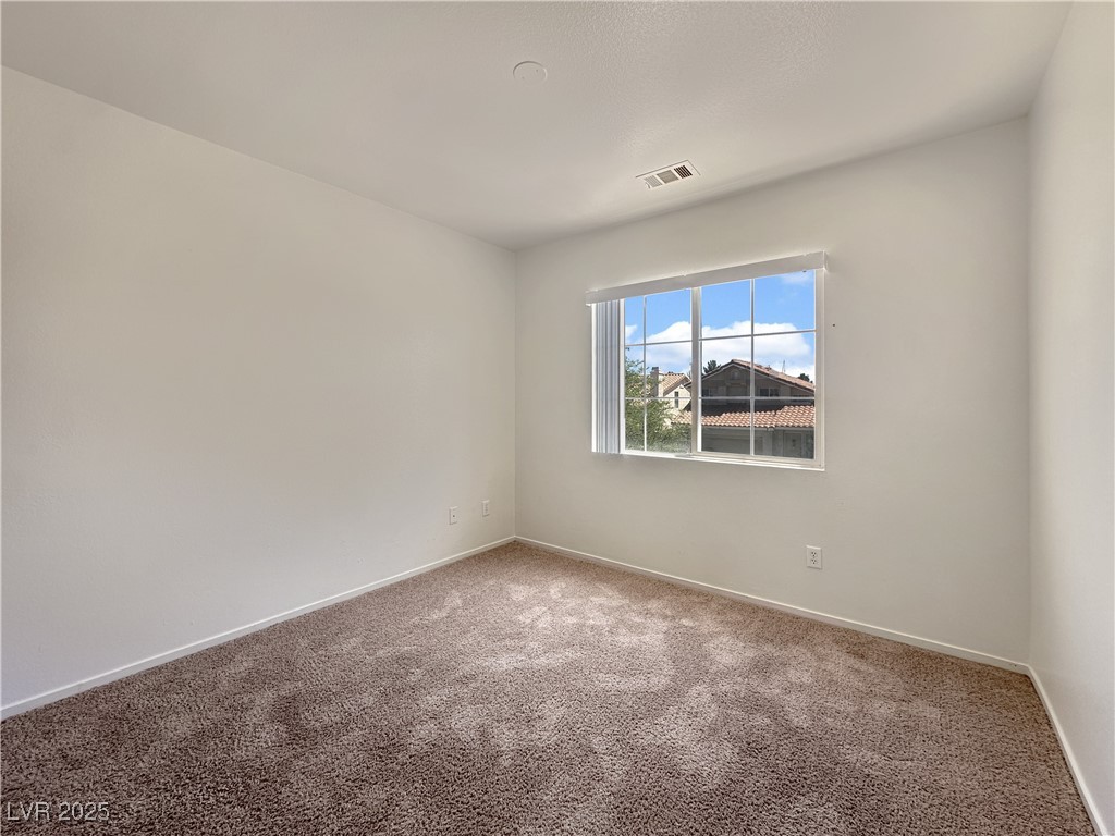 8700 Raindrop Canyon Avenue Property Photo 12