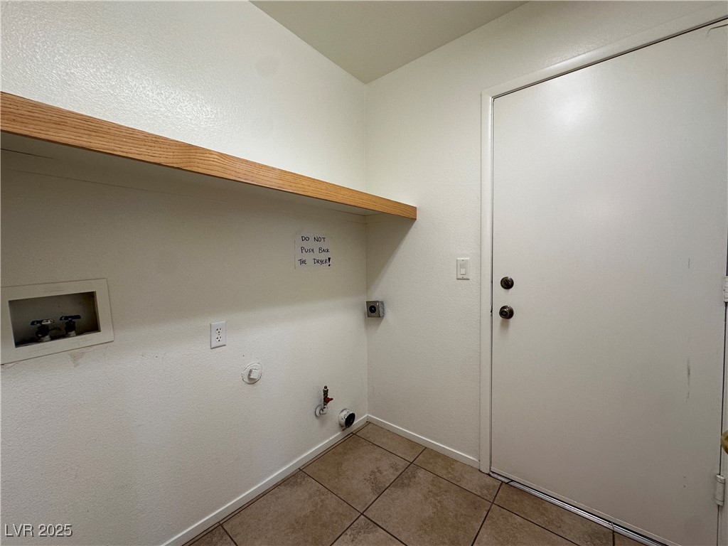 8700 Raindrop Canyon Avenue Property Photo 14