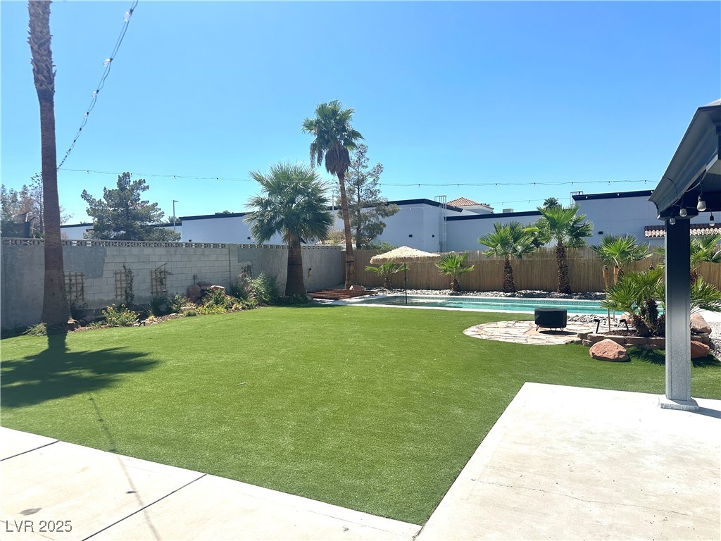 2171 Fountain Springs Drive Property Photo 27