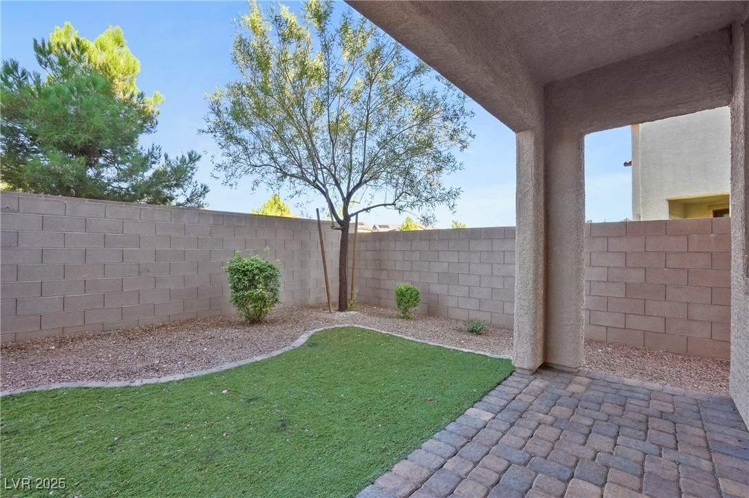 12243 Loggeta Way Property Photo 22