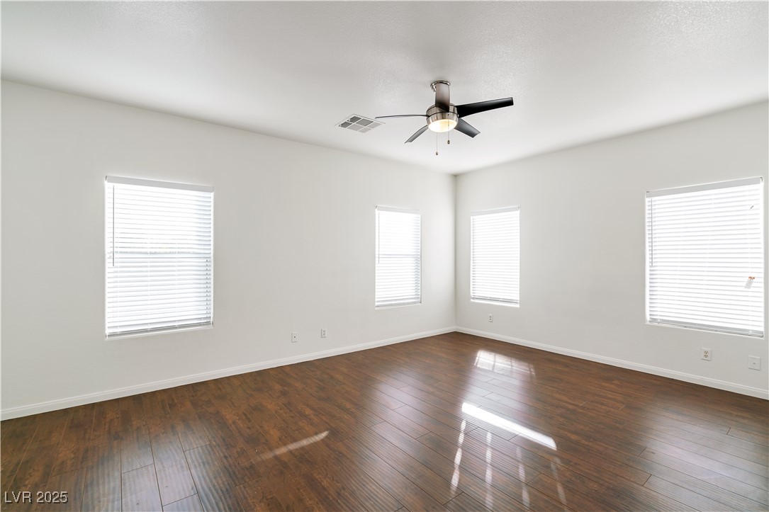 7401 Hawk Shadow Avenue Property Photo 18
