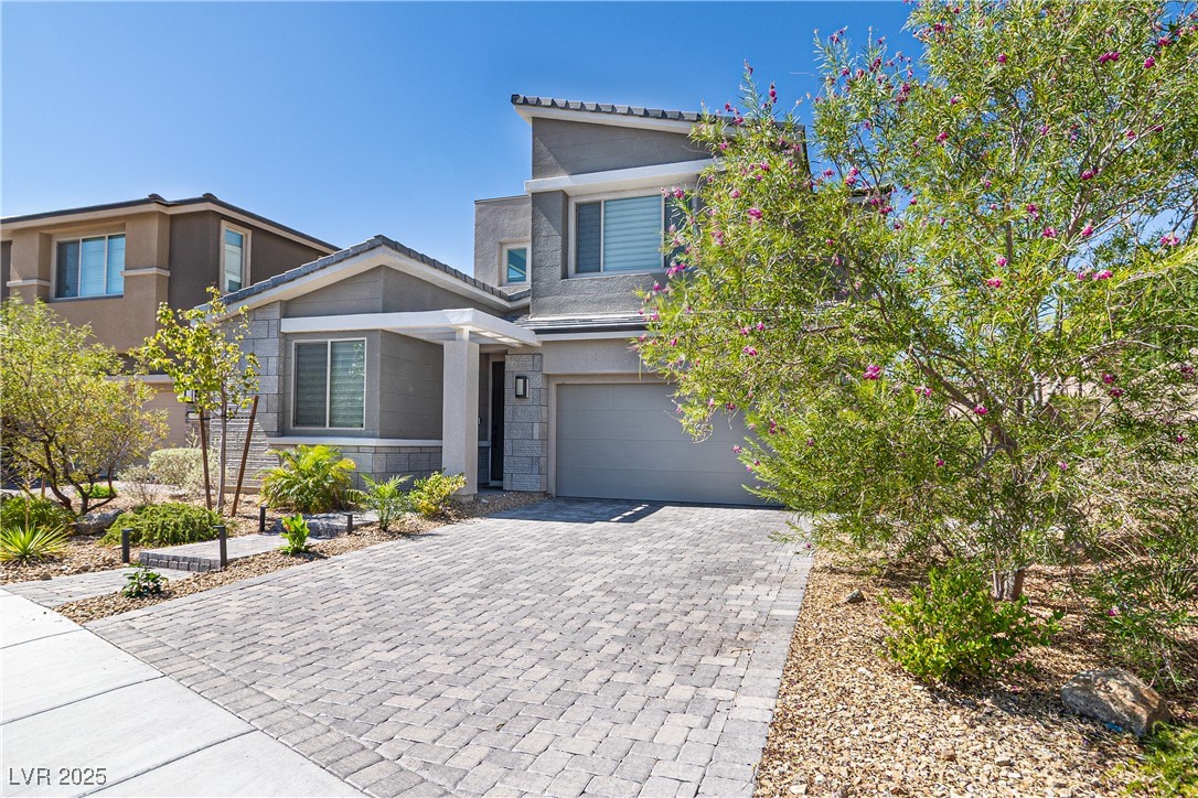 10967 White Alder Place Property Photo 3