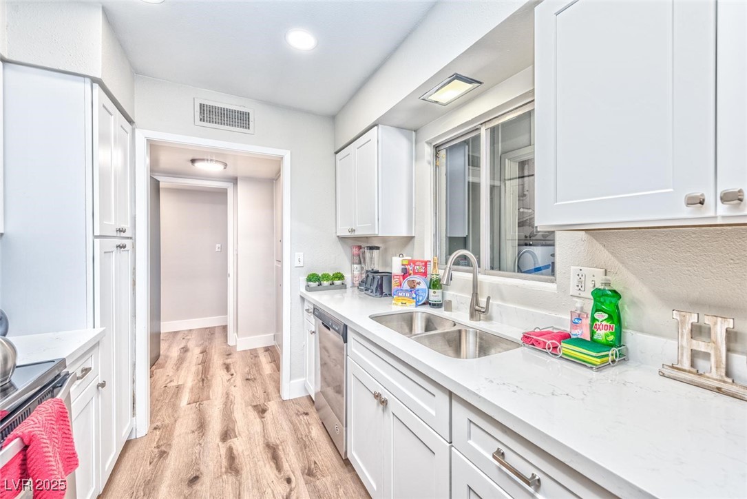 1861 Sombrero Drive Property Photo 6