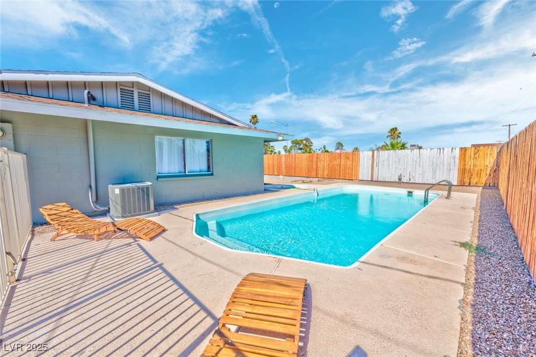 1861 Sombrero Drive Property Photo 32