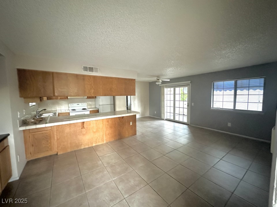 101 Luna Way 253 Property Photo 1