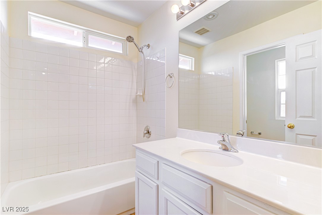 10320 Bluff Valley Court Property Photo 32