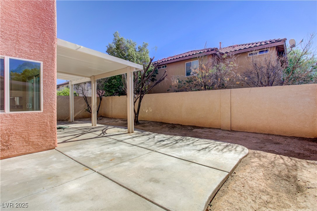 10320 Bluff Valley Court Property Photo 36