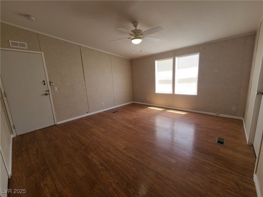 6060 Superior Lane Property Photo 8