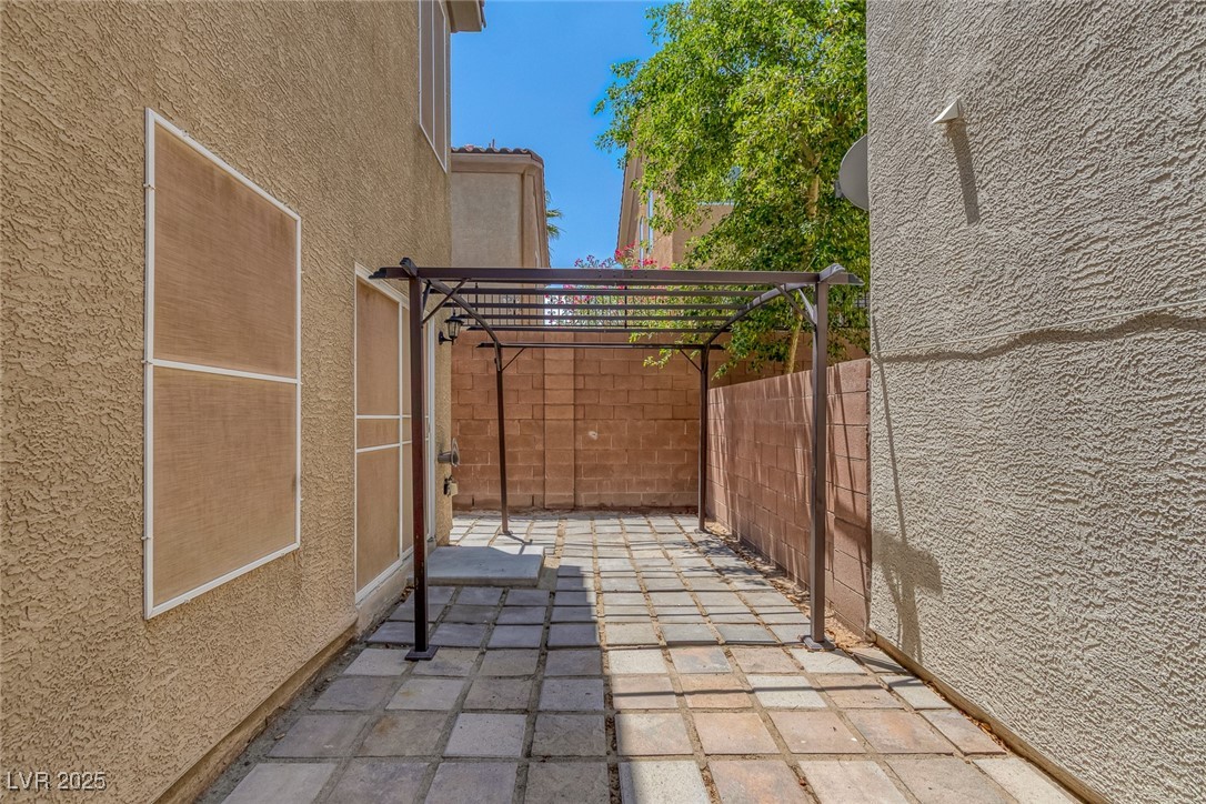 589 Brinkburn Point Avenue Property Photo 33