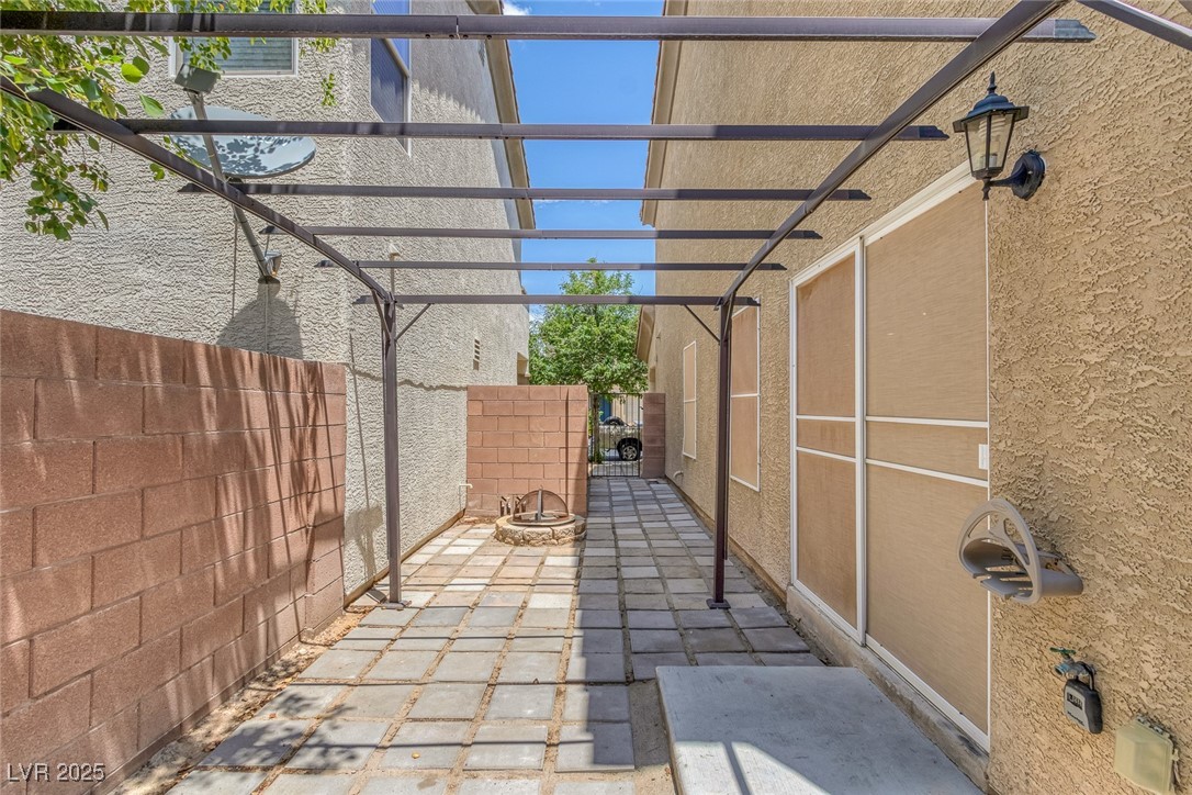 589 Brinkburn Point Avenue Property Photo 36