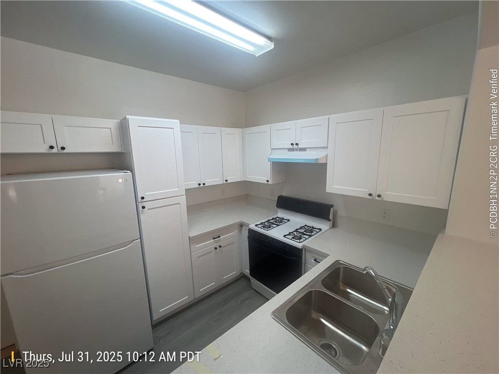 1301 Dusty Creek Street Property Photo 5