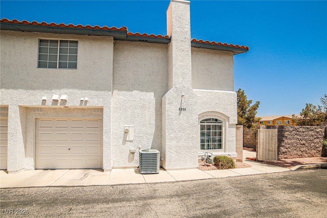 8200 Crystal Star Court Property Photo 1
