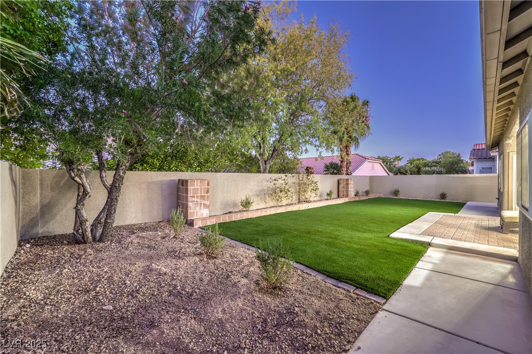 10576 Refugio Street Property Photo 46