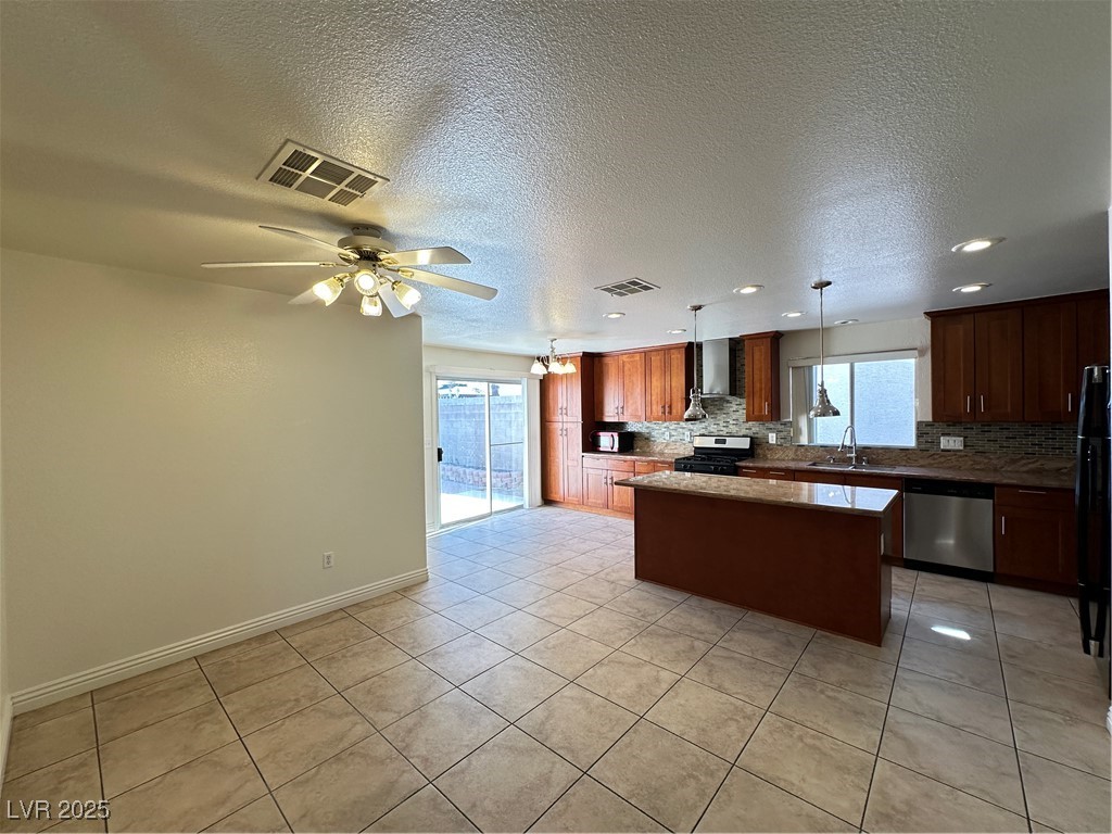 7229 Falling Timber Court Property Photo 8