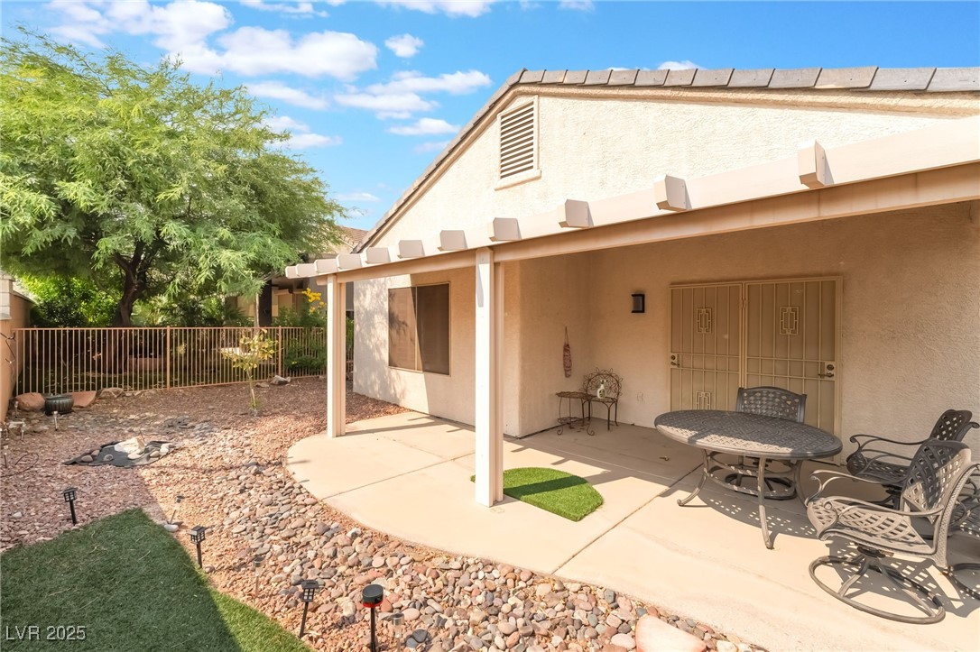 1888 High Mesa Drive Property Photo 16