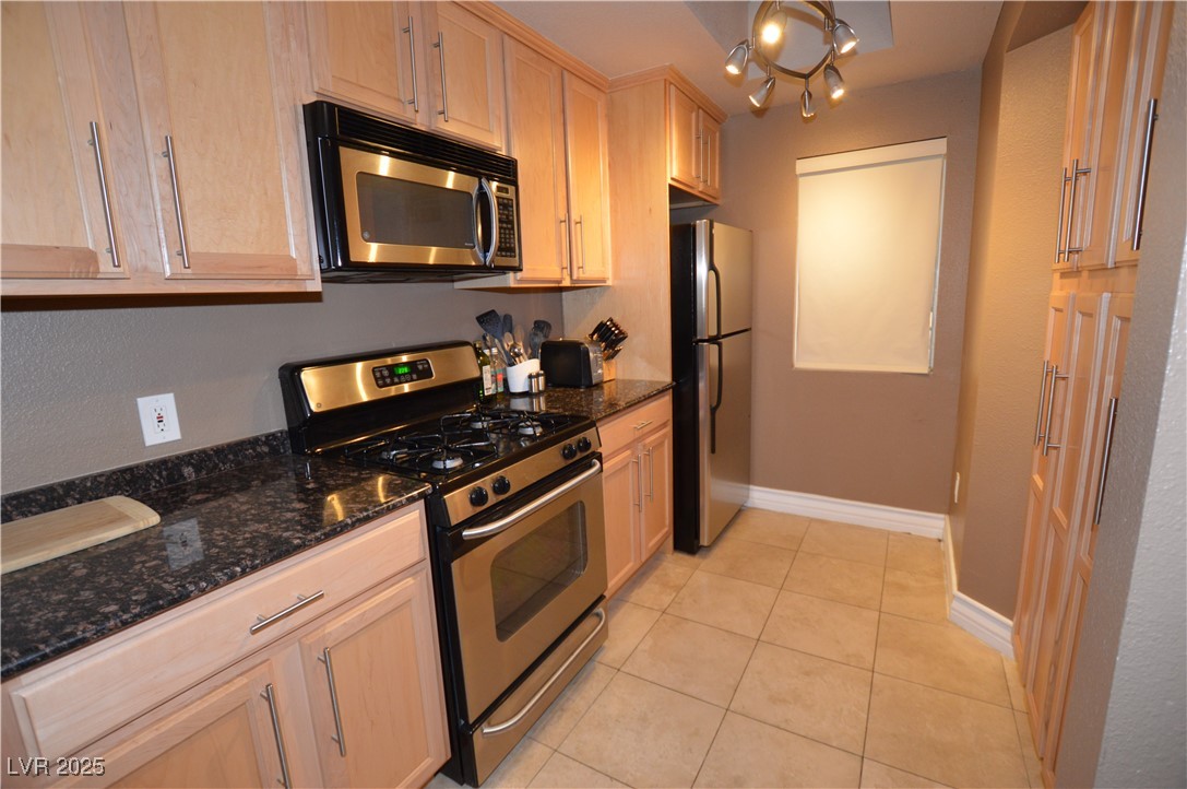 260 Flamingo Road 213 Property Photo 4