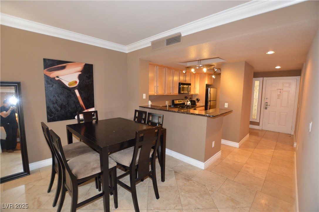 260 Flamingo Road 213 Property Photo 6