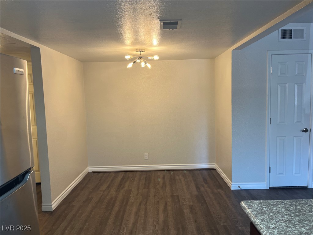 5260 River Glen Drive 259 Property Photo 11