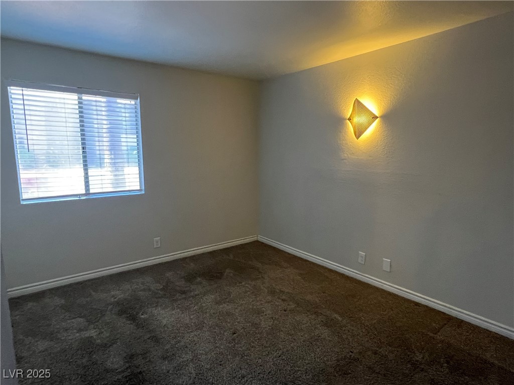 5260 River Glen Drive 259 Property Photo 13