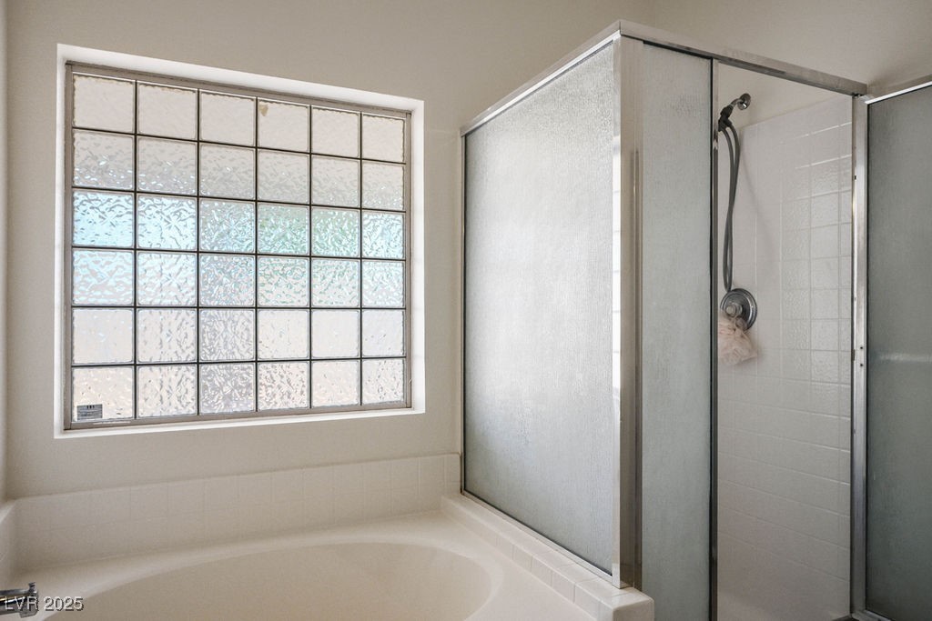 4529 Gracemont Avenue Property Photo 10