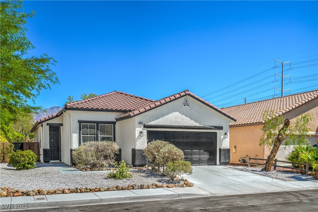 4908 Apache Valley Avenue Property Photo 4