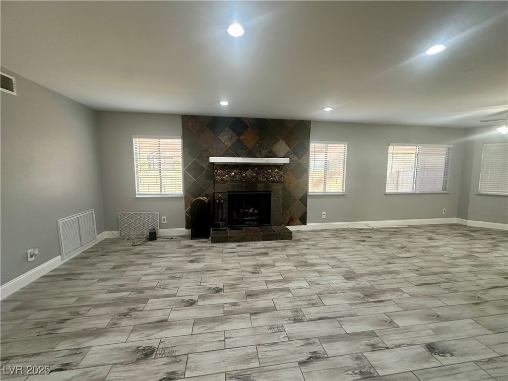 3201 Harbor Vista Street Property Photo 6