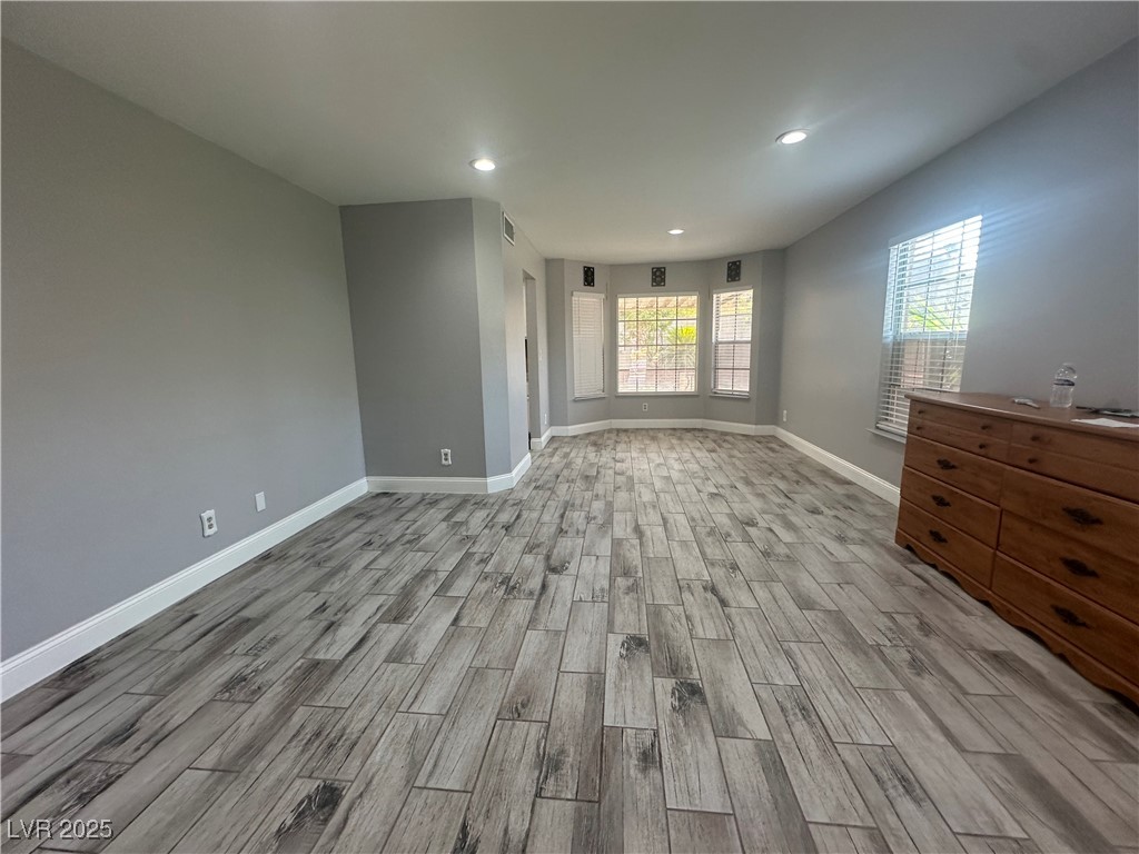 3201 Harbor Vista Street Property Photo 8