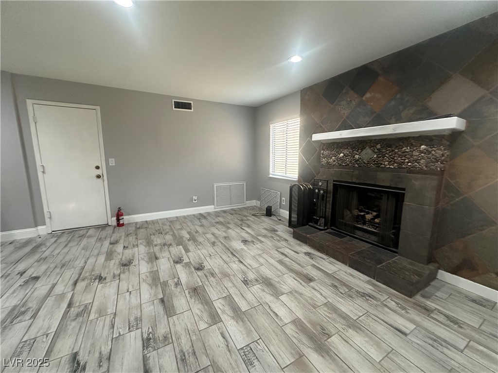 3201 Harbor Vista Street Property Photo 16